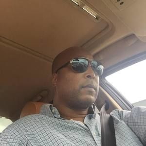 Meet your Posher, Derek